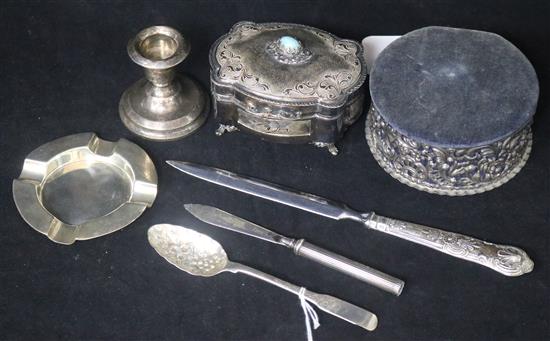 An 800 silver shaped rectangular trinket box set turquoise cabochon, a pierced silver-mounted trinket pot and five other items,